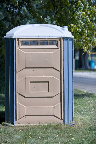 Portable Toilet Options We Offer in Sterling, GA